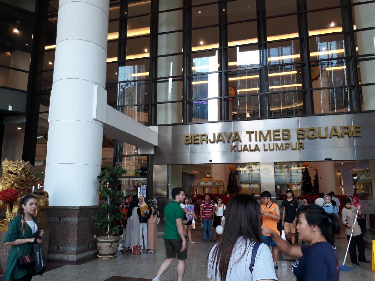 Raymond Suites At Berjaya Times Square Kuala Lumpur Luaran gambar