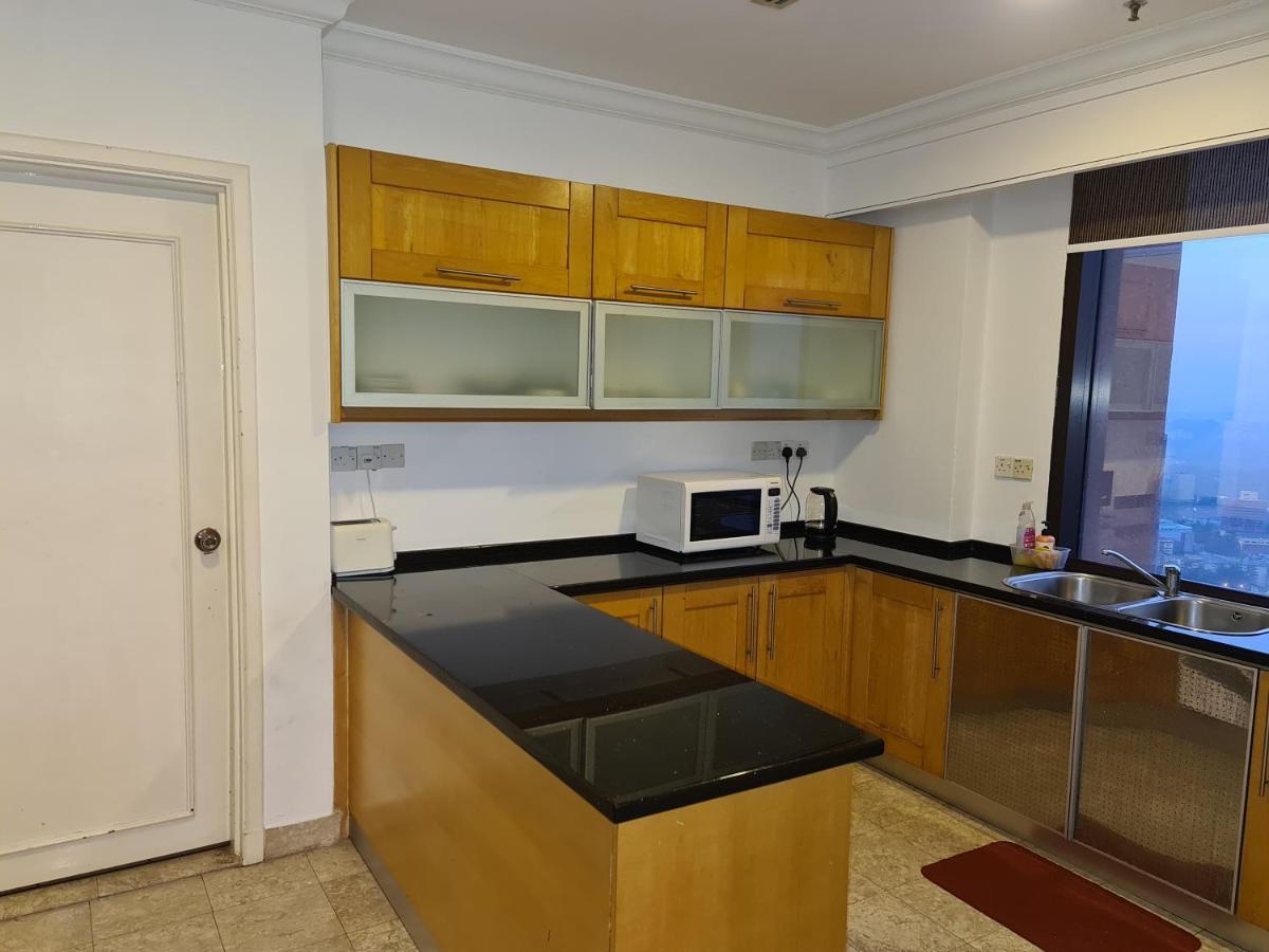 Raymond Suites At Berjaya Times Square Kuala Lumpur Luaran gambar