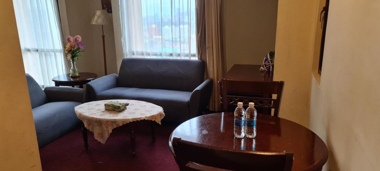 Raymond Suites At Berjaya Times Square Kuala Lumpur Luaran gambar